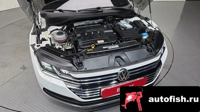 Volkswagen Arteon Atheon 2019 года - вид 6