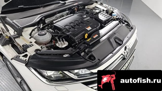 Volkswagen Arteon Atheon 2020 года - вид 6