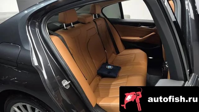 BMW 5-Series 5 Series (G30) 2019 года - похожие автомобили