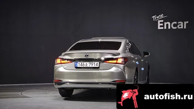 Lexus ES ES300h 7th generation 2024 года - вид 4