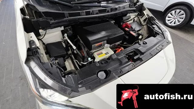 Nissan Leaf Leaf (ZE1) 2019 года - вид 6