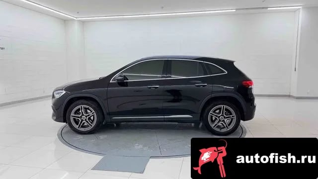 Mercedes-Benz GLA-Class GLA - Class H247 2023 года - вид 2