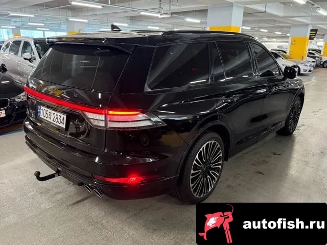 Lincoln Aviator Aviator 2nd generation 2021 года - вид 2