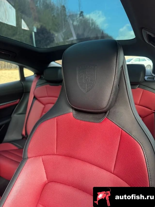 Porsche Taycan Taikan 2025 года - похожие автомобили