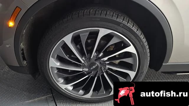 Lincoln Aviator Aviator 2nd generation 2020 года - вид 5