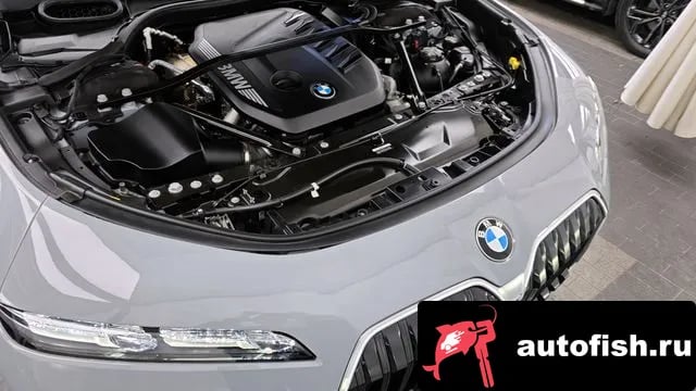 BMW 7-Series 7 Series (G70) 2023 года - вид 6