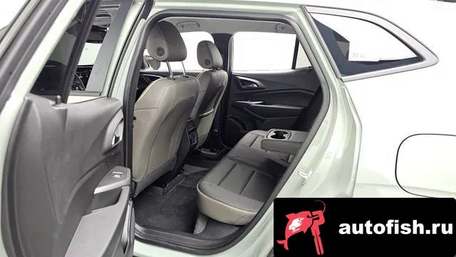 Chevrolet (GM Daewoo) Trax Trax Crossover 2024 года - похожие автомобили