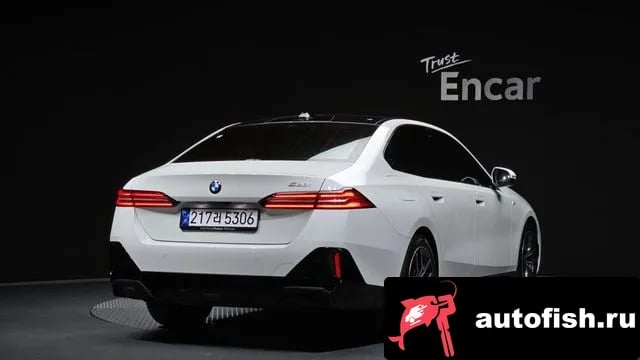 BMW 5-Series 5 Series (G60) 2025 года - вид 2