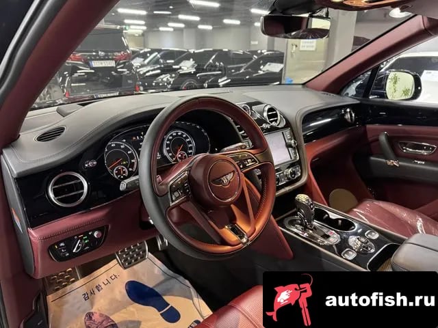 Bentley Bentayga Benteiga 2020 года - вид 4