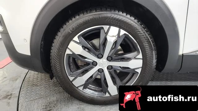 Peugeot 3008 3008 second generation 2019 года - вид 5