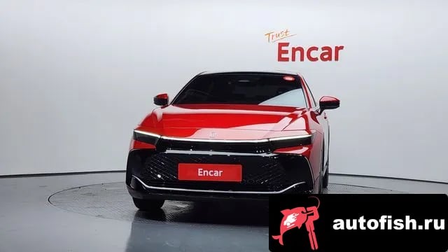 Toyota Crown Crown Crossover 2023 года - вид 3