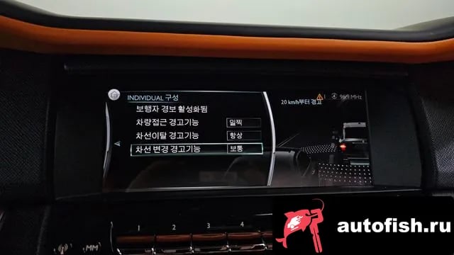 Rolls-Royce Cullinan Cullinan 2024 года - похожие автомобили