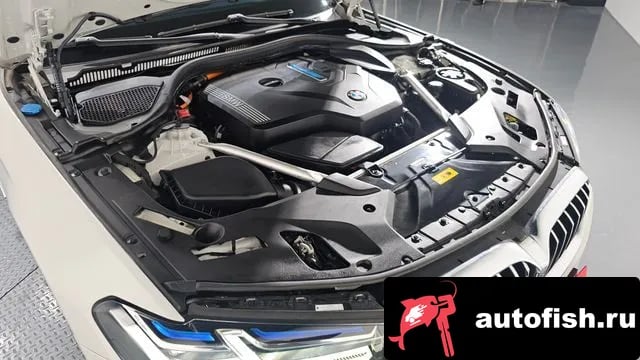 BMW 5-Series 5 Series (G30) 2022 года - вид 6