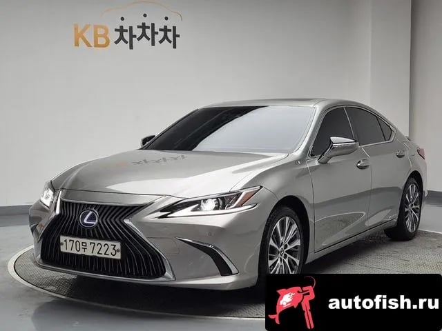 Lexus ES ES300h 7th generation 2020 года - вид 1
