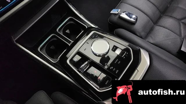 BMW 7-Series 7 Series (G70) 2025 года - похожие автомобили