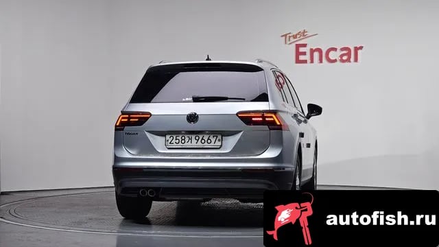 Volkswagen Tiguan Tiguan second Generation 2019 года - вид 3