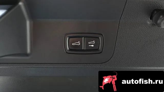 Porsche Panamera Panamera (971) 2020 года - похожие автомобили