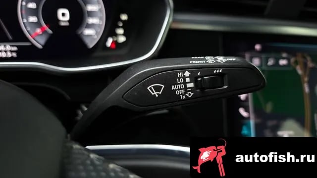 Audi Q3 Q3 (F3) 2020 года - похожие автомобили