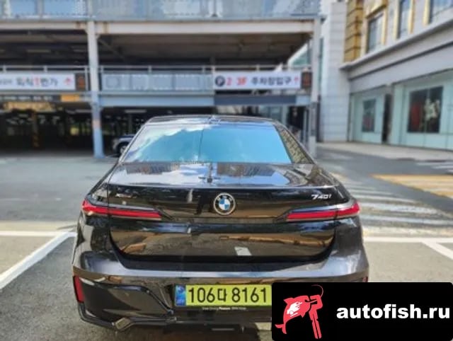 BMW 7-Series 7 Series (G70) 2025 года - вид 5