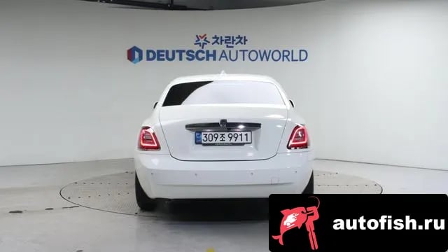 Rolls-Royce Ghost Ghost 2nd Generation 2021 года - вид 4