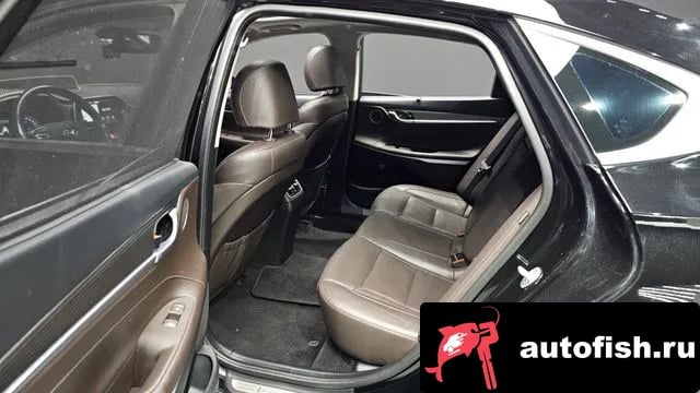 Hyundai Grandeur Granger IG 2018 года - похожие автомобили