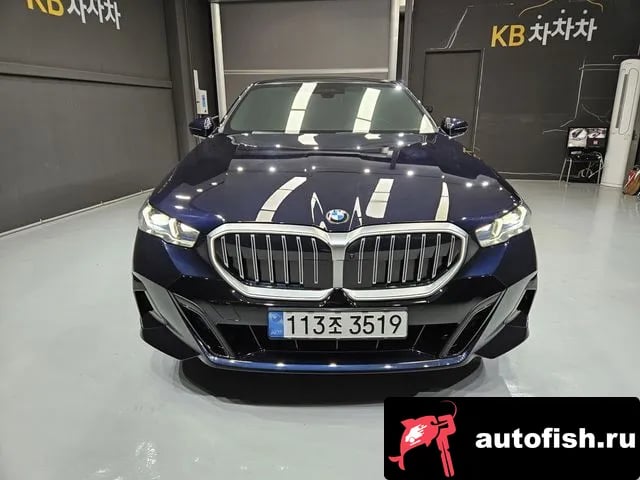 BMW 5-Series 5 Series (G60) 2025 года - вид 3