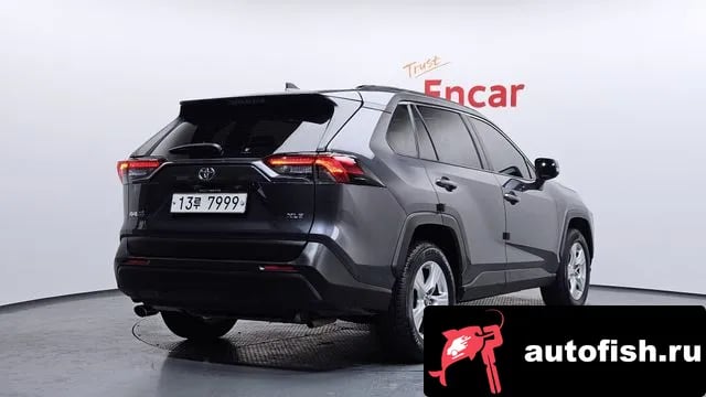 Toyota RAV4 RAV4 5th Generation 2019 года - вид 2