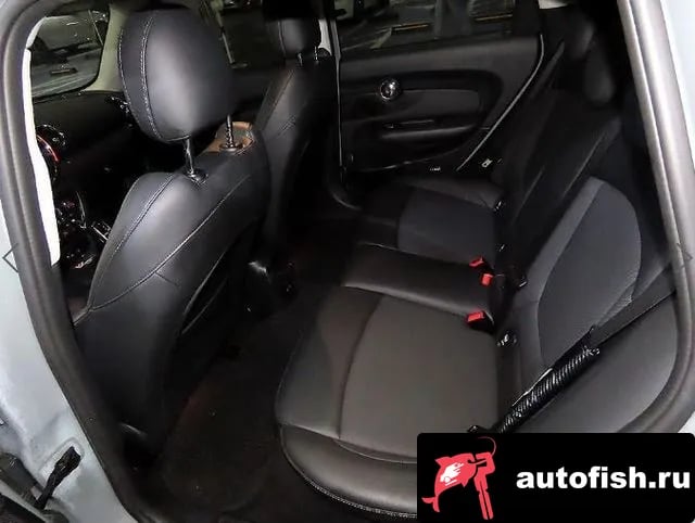 Mini Clubman Cooper D Clubman 2021 года - вид 6