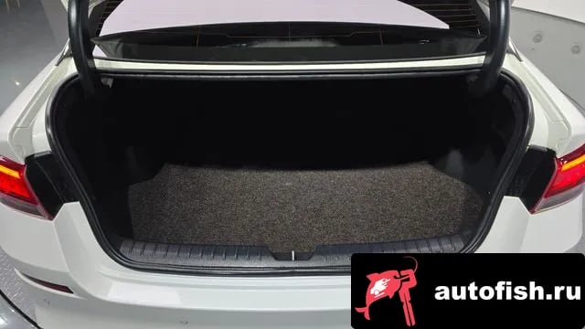 Kia K5 The New K5 2nd generation 2018 года - похожие автомобили