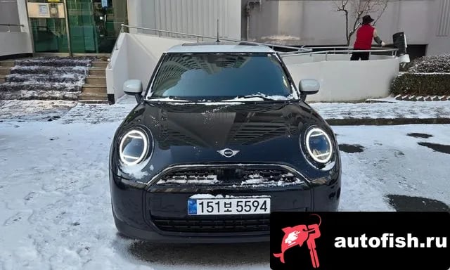 Mini Cooper Cooper C 4th generation 2025 года - вид 1