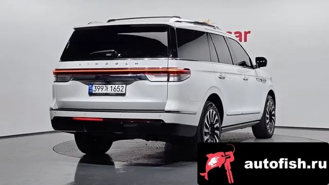 Lincoln Navigator Navigator 4th generation 2023 года - вид 2