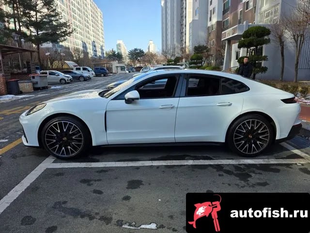 Porsche Panamera Panamera (972) 2024 года - вид 4