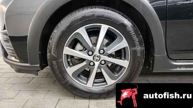 Toyota Prius Prius C 2020 года - вид 5