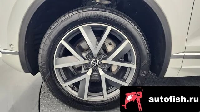 Volkswagen Touareg Tuareg 3rd generation 2023 года - вид 5