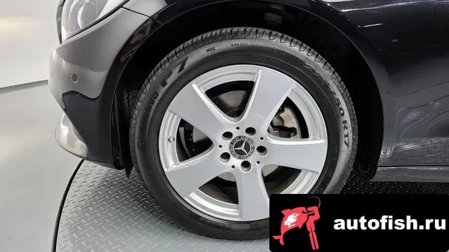 Mercedes-Benz C-Class C-Class W205 2018 года - вид 5