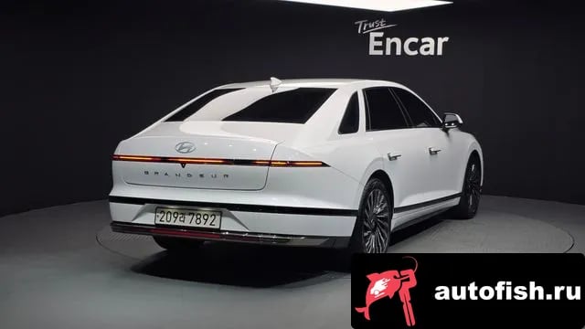 Hyundai Grandeur Granger (GN7) 2023 года - вид 2