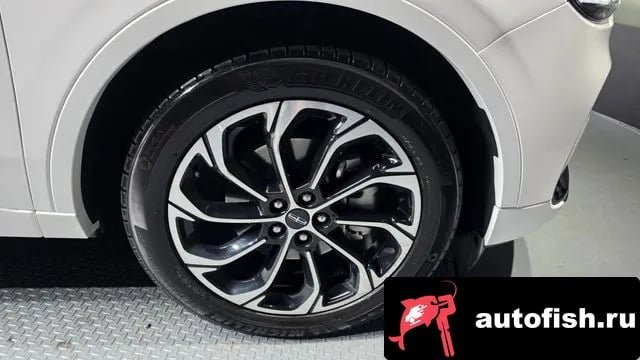 Lincoln Nautilus Nautilus 2nd Generation 2024 года - вид 5