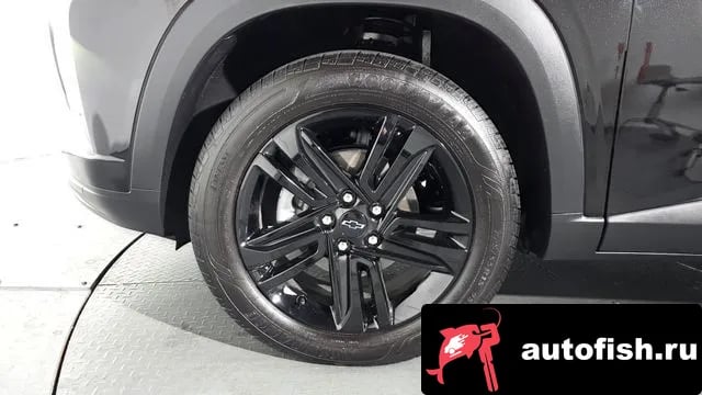 Chevrolet (GM Daewoo) Trax Trax Crossover 2025 года - вид 4