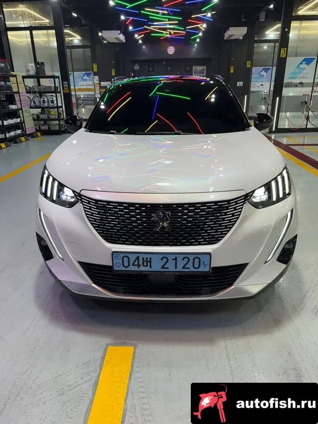 Peugeot 2008 e-2008 second generation 2021 года - похожие автомобили