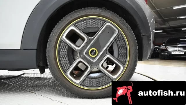 Mini Cooper Cooper Electric 2023 года - вид 5