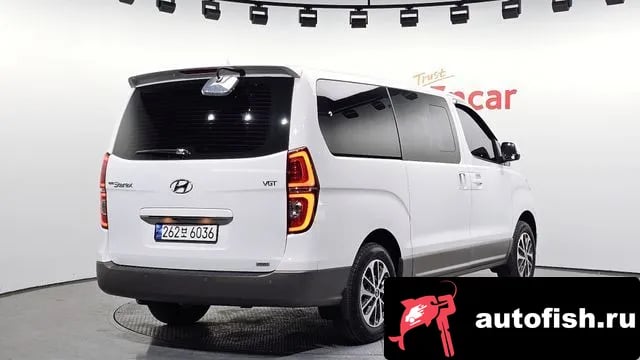 Hyundai Starex The New Grand Starex 2018 года - вид 2