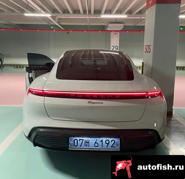 Porsche Taycan Taikan 2022 года - вид 4