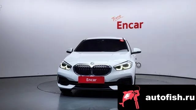 BMW 1-Series 1 Series (F40) 2022 года - вид 3