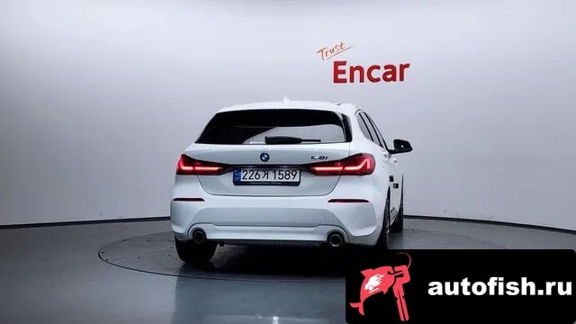 BMW 1-Series 1 Series (F40) 2022 года - вид 4