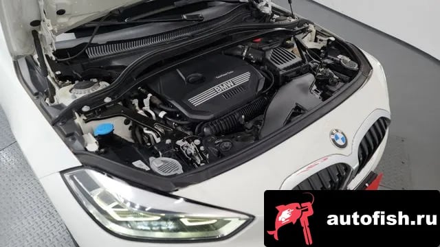 BMW 1-Series 1 Series (F40) 2022 года - вид 6