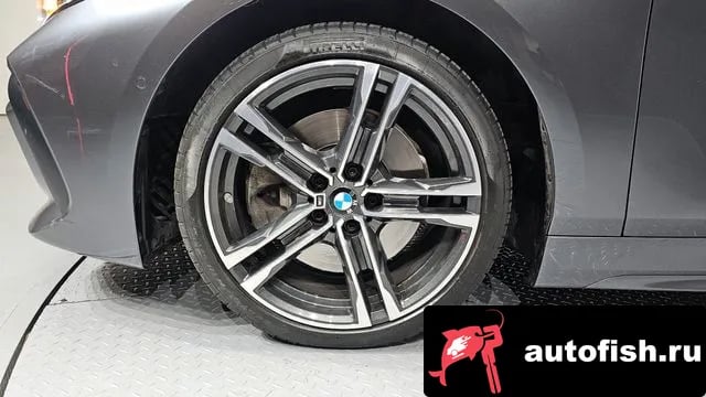 BMW 1-Series 1 Series (F40) 2021 года - вид 5