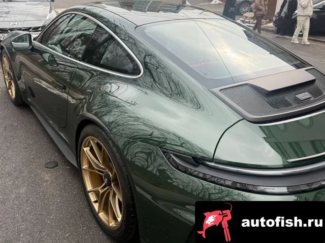 Porsche 911 911 (992) 2022 года - вид 3