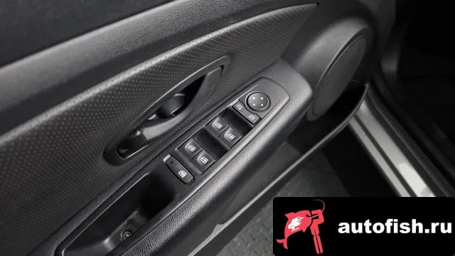 Renault Korea (Samsung) SM3 SM3 Neo 2018 года - похожие автомобили