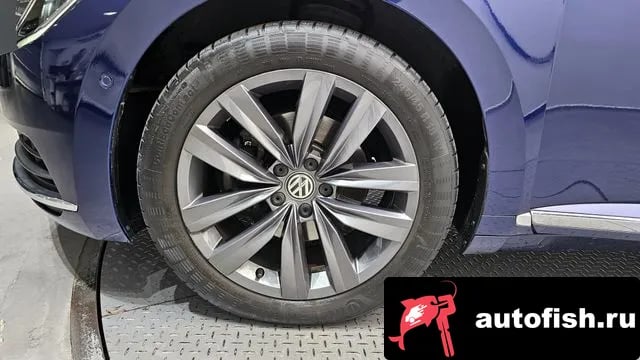 Volkswagen Arteon Atheon 2018 года - вид 5