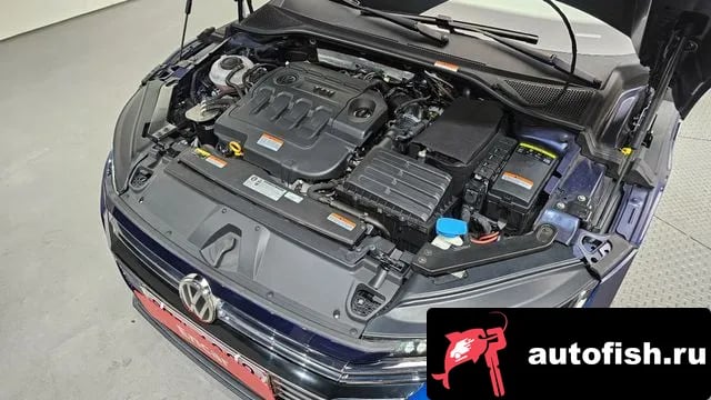 Volkswagen Arteon Atheon 2018 года - вид 6